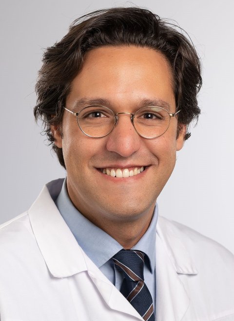 Portrait photo of Denis Migliorini